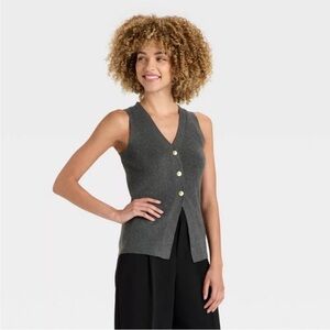 A New Day Women's Button Sweater Vest. NWT